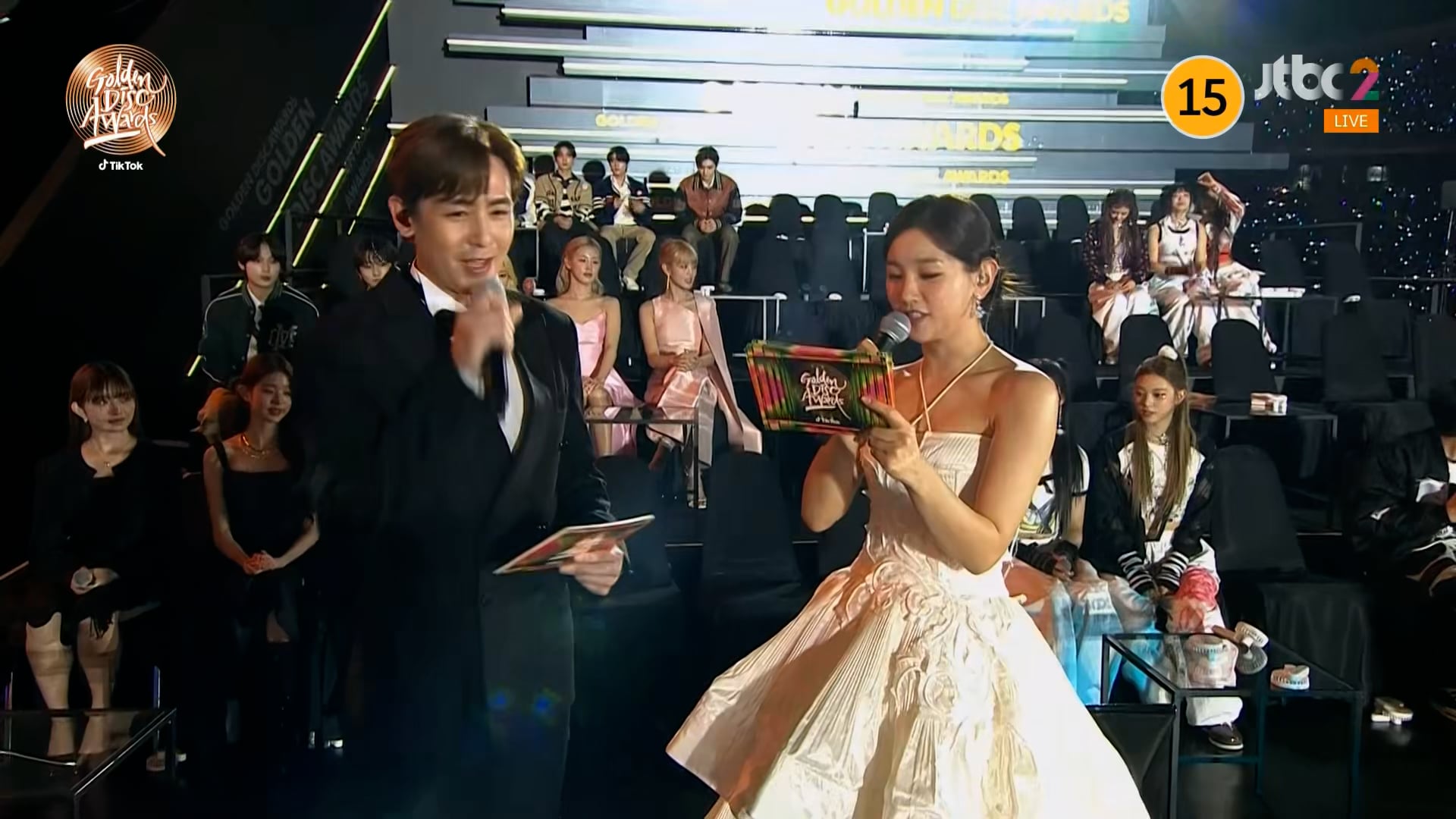 230107 GOLDEN DISC AWARDS 2023 NewJeans 뉴진스 IVE 아이브 틱톡 챌린지