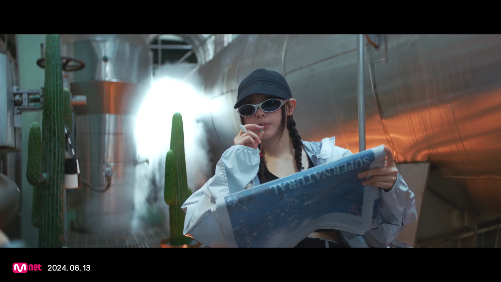 034 - NewJeans (뉴진스) 'Supernatural' Official MV Teaser