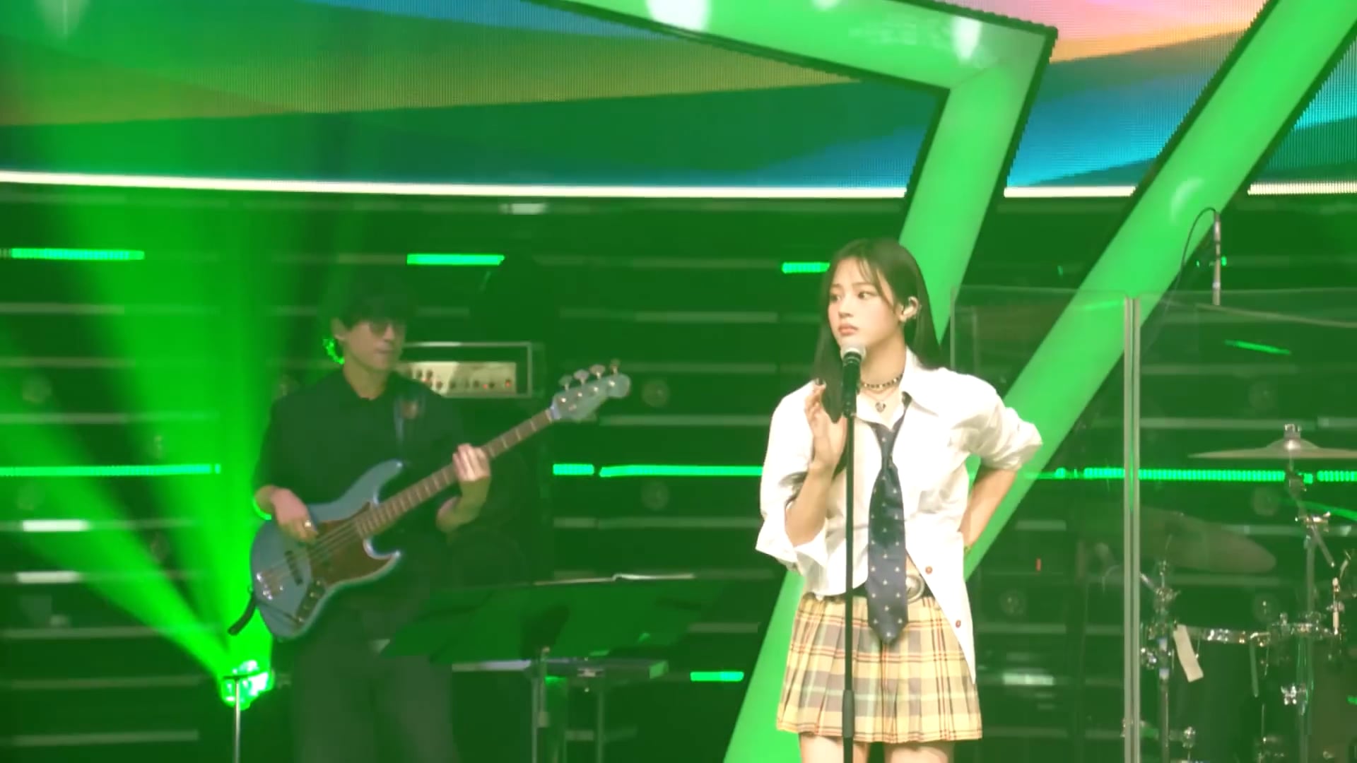 025 - 'ODORIKO' Cover by MINJI @ CDTV LIVE! LIVE! 2024 TBS (240819)