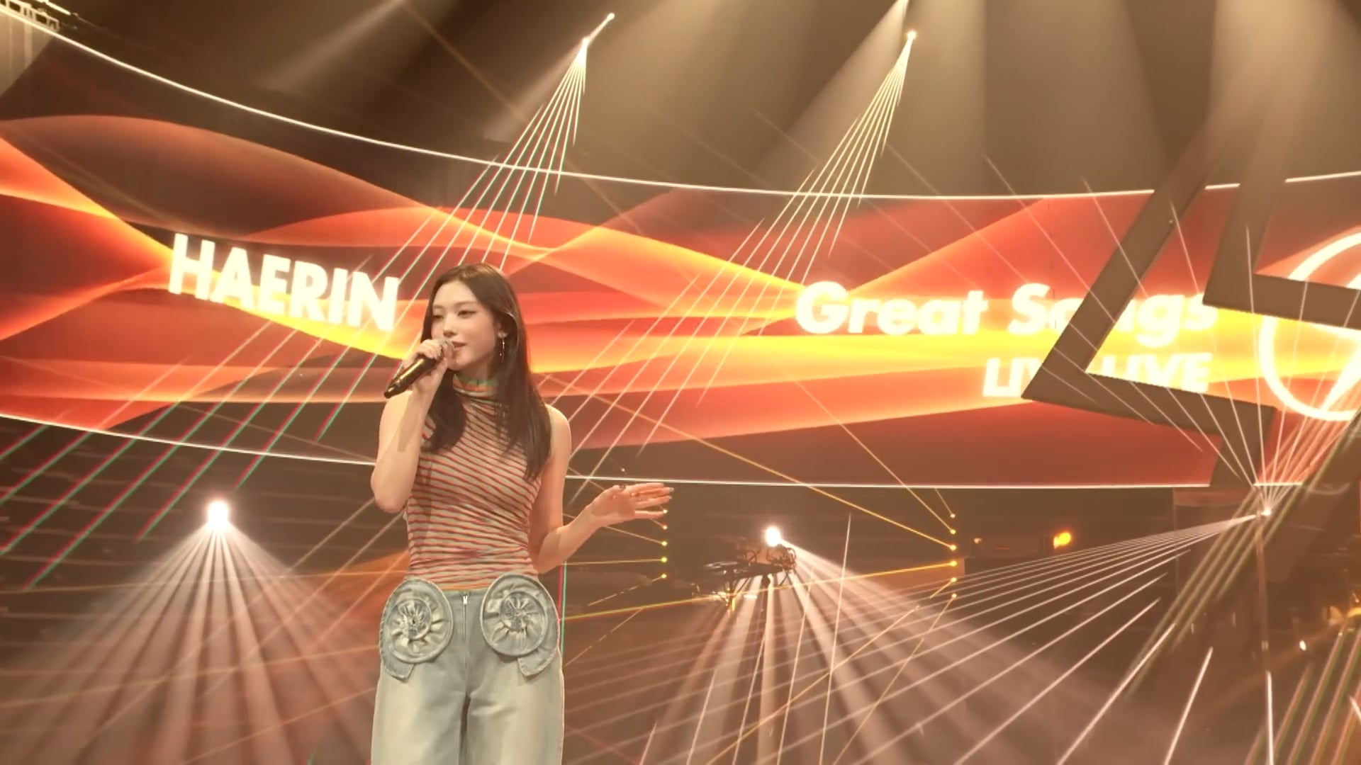 026 - 'Automatic' Cover by HAERIN @ CDTV LIVE! LIVE! 2024 TBS (240819)