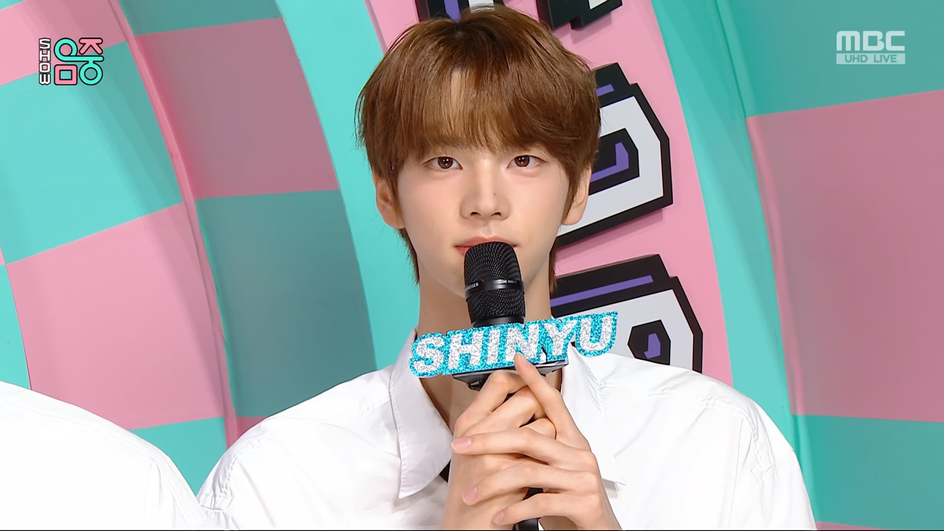 240713 MBC UHD 쇼! 음악중심 NewJeans 컴백 인터뷰 2160p