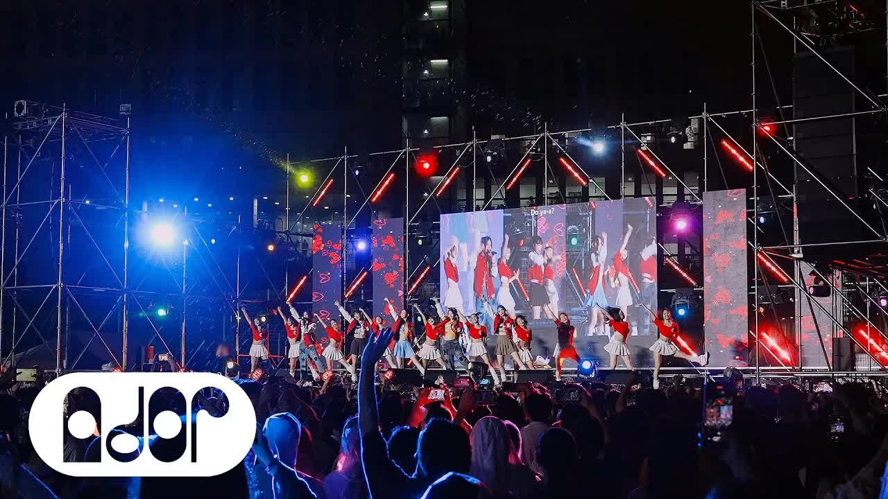 007 - NewJeans (뉴진스) 'Super Shy' Stage Cam @ KYUNGHEE UNIVERSITY