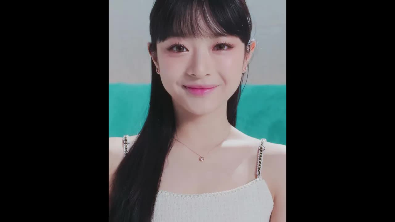 STONEHENgE HOLIDAY DIA💎 with NEWJEANS