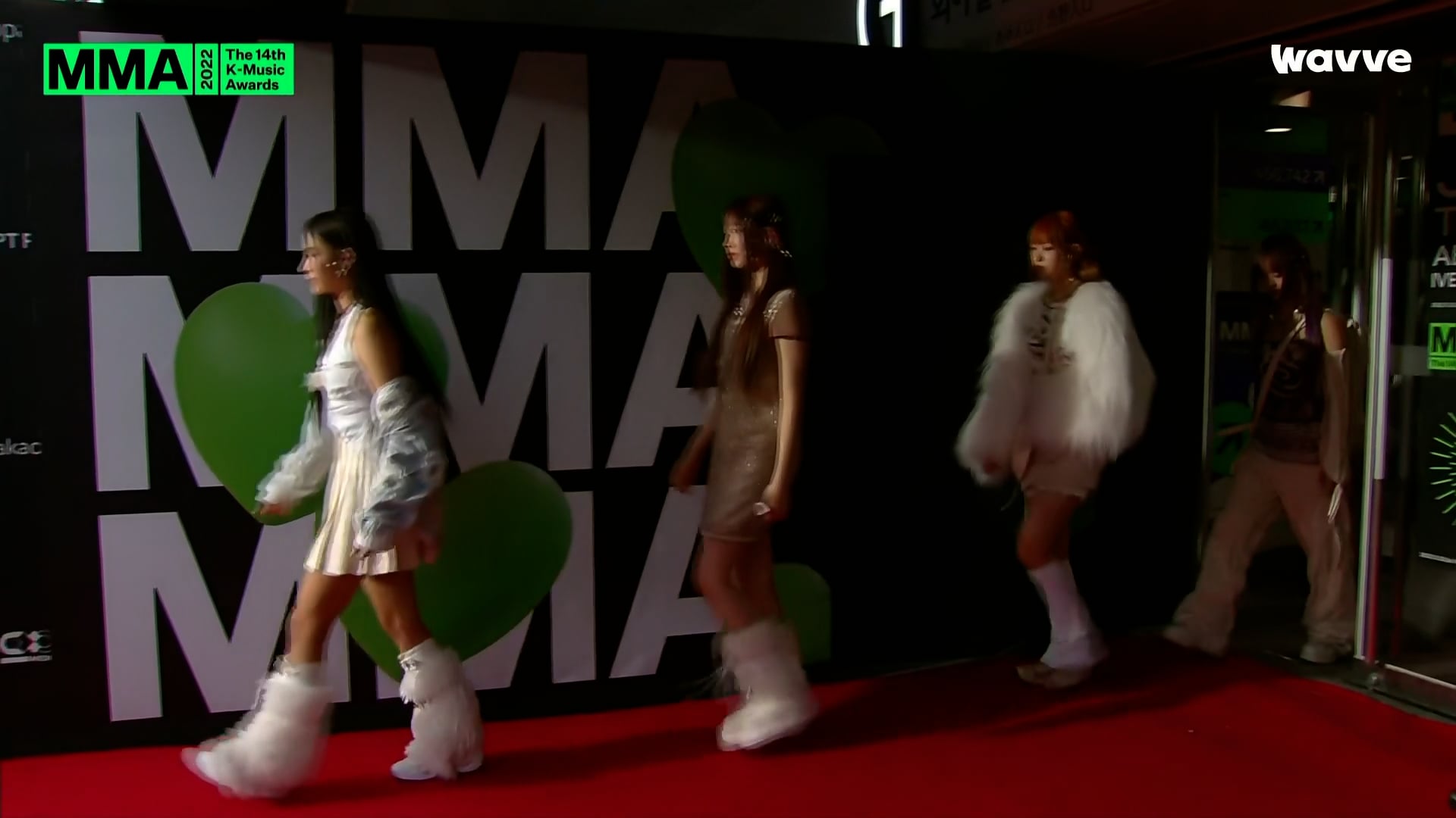 221126 wavve MMA 2022 레드카펫 NewJeans
