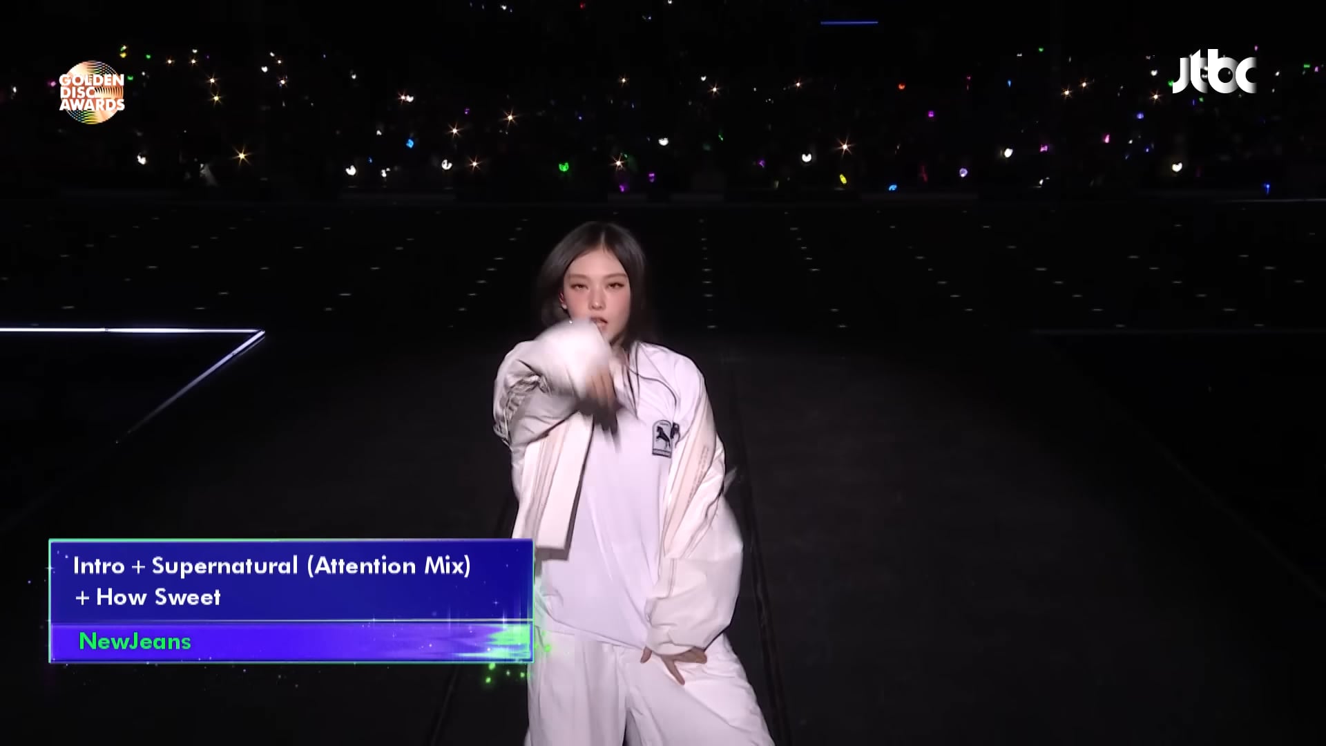 615 - [제39회 골든디스크] NewJeans (뉴진스) - 'Intro + Supernatural (Attention Mix) + How Sweet' ♪ ｜ JTBC 250106 방송