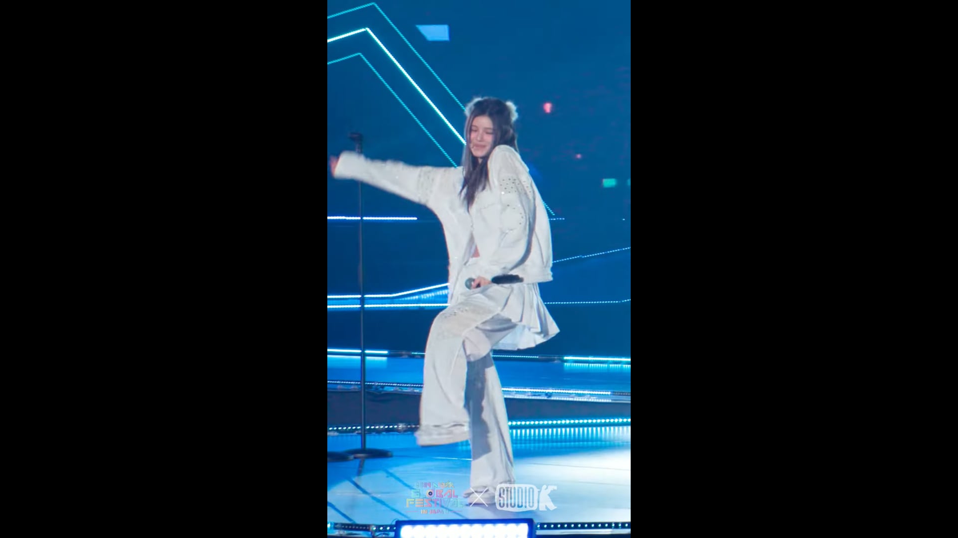 595 - [K-Fancam] 뉴진스 다니엘 'Supernatural' (NewJeans DANIELLE Fancam) @뮤직뱅크 글로벌 페스티벌 241219