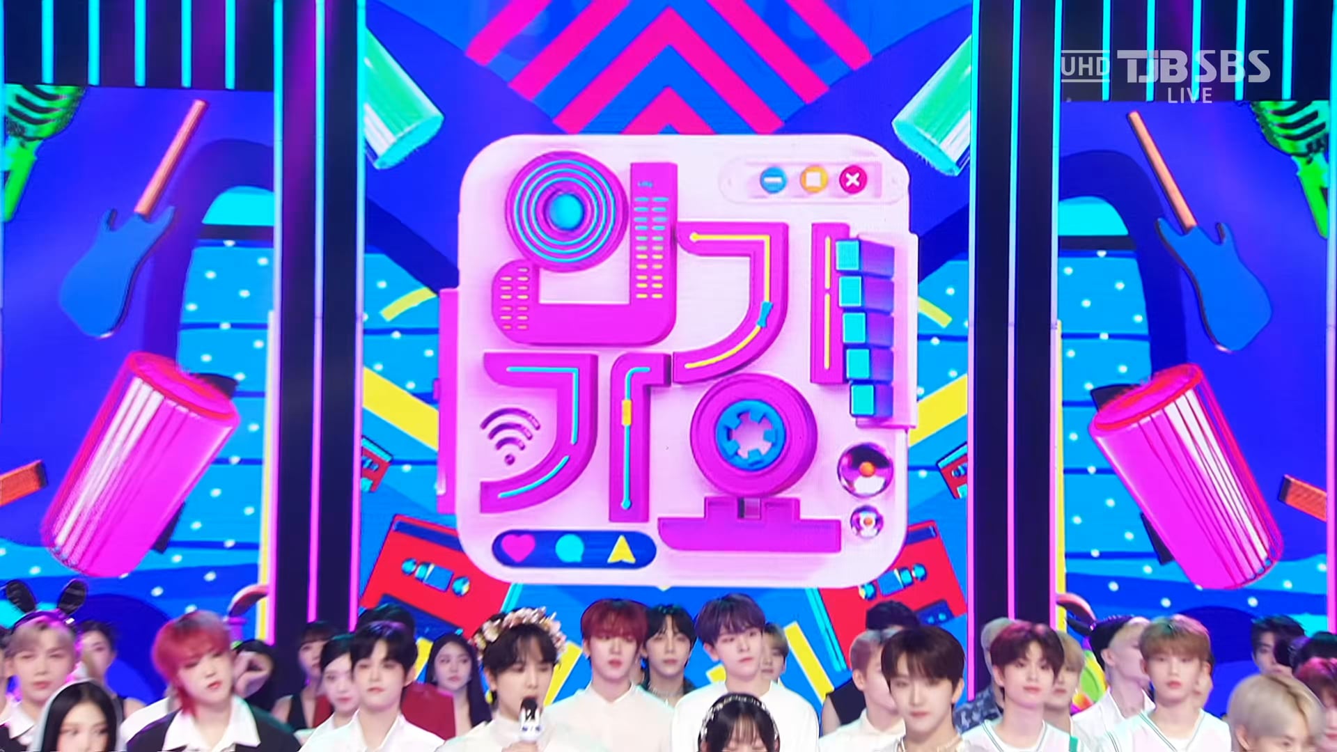 230813 UHD SBS 인기가요 NewJeans 엔딩 2160p