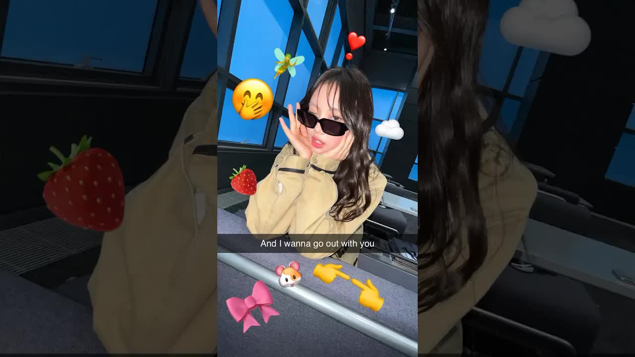 123 - ☁️우리 둘이 나란히 ☁️ #NewJeans #뉴진스 #HYEIN #NewJeans is Everywhere