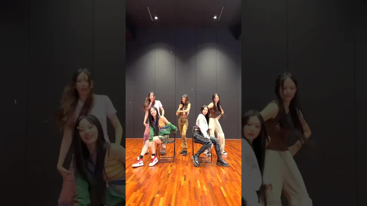 067 - So much to do and lots to see 💫Just for a minute ⌚️#NewJeans #뉴진스#NewJeans ASAP #Time to NewJeans