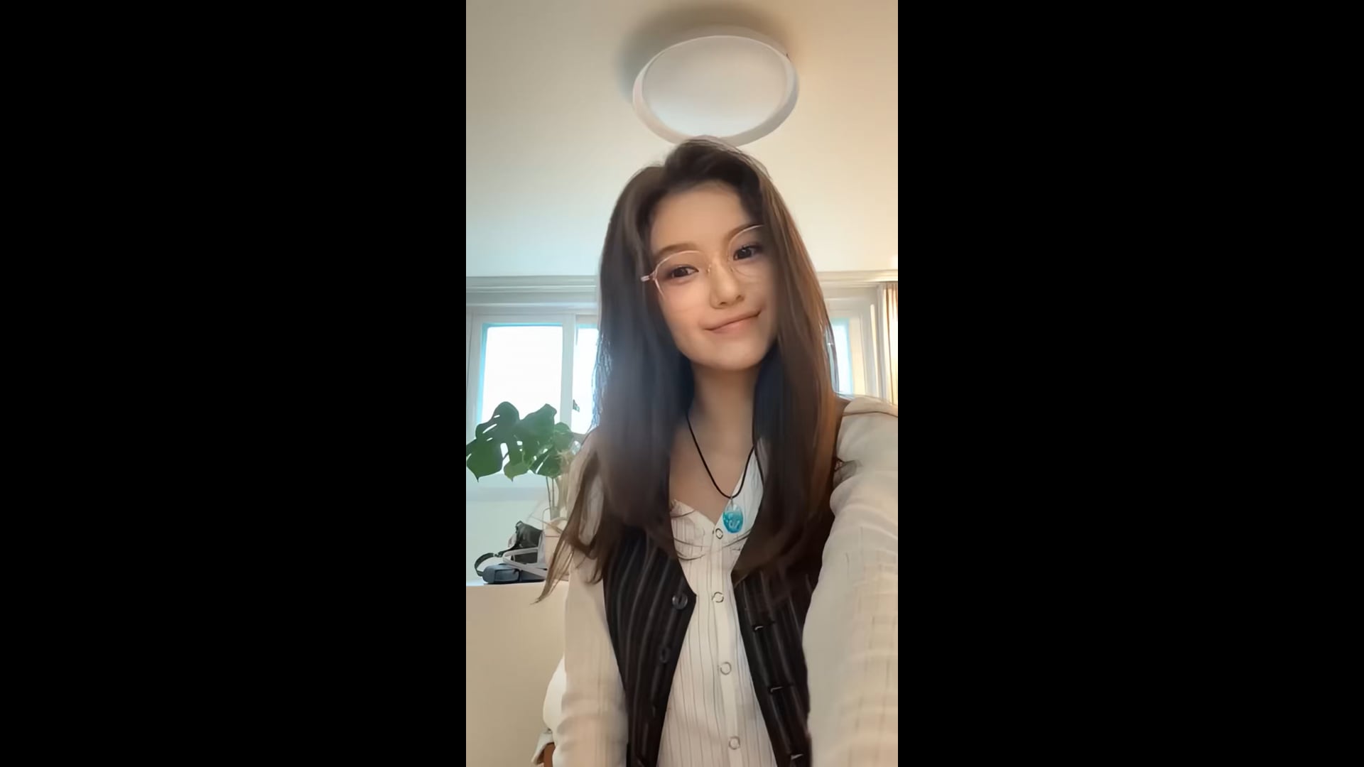 250212 NJZ 인스타그램 다니엘 라이브