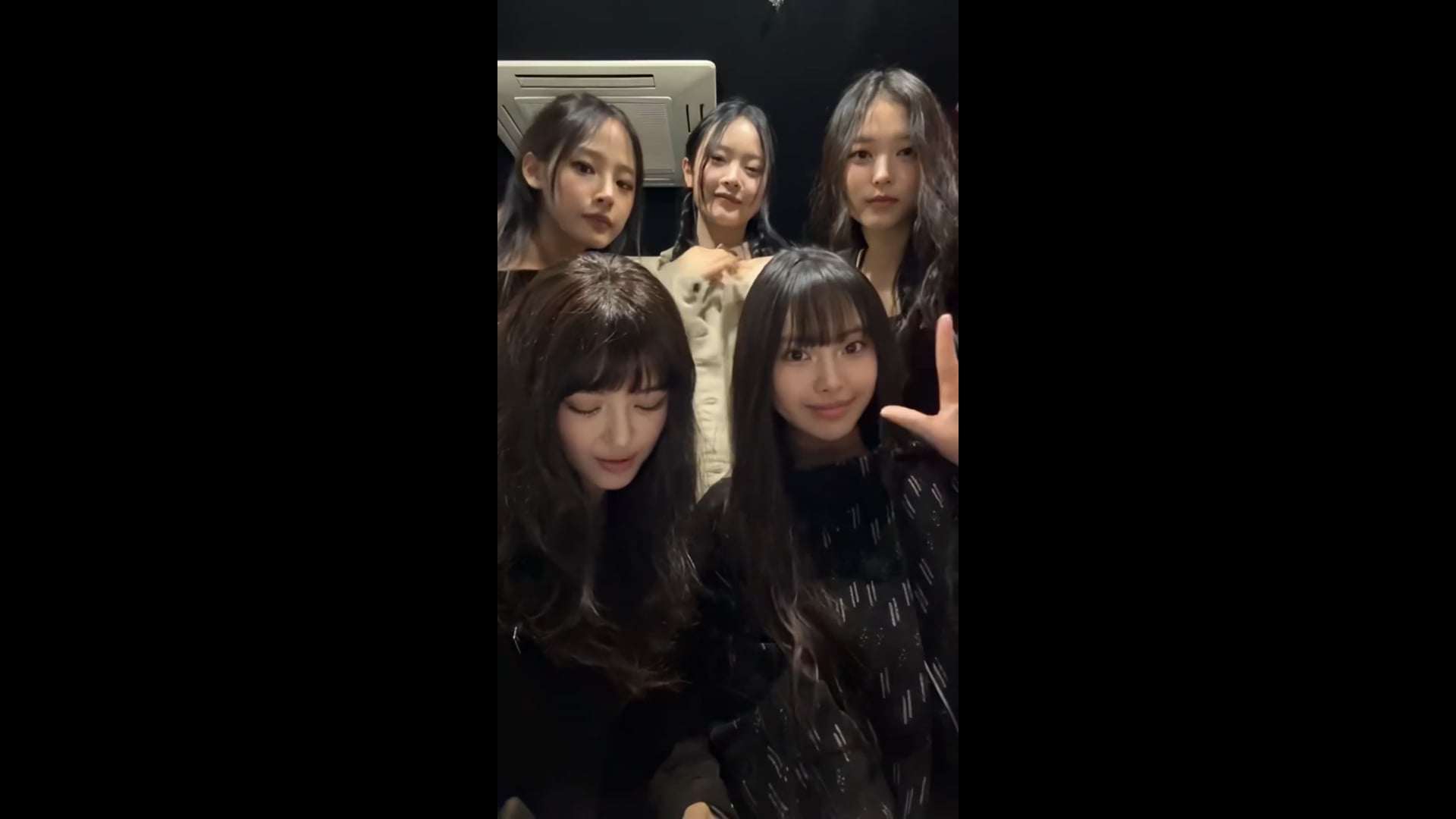 250315 NJZ 인스타그램 단체 라이브