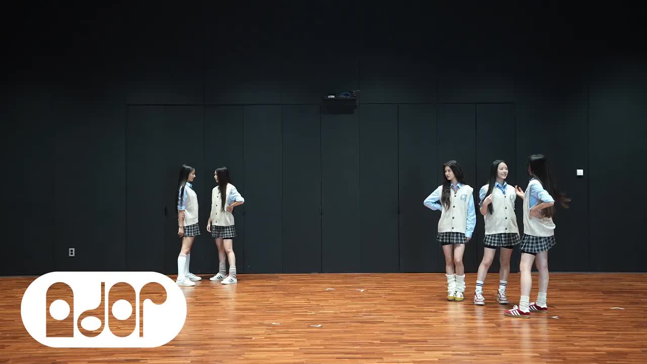 007 - NewJeans (뉴진스) 'Hype Boy' Dance Practice (ver.3)