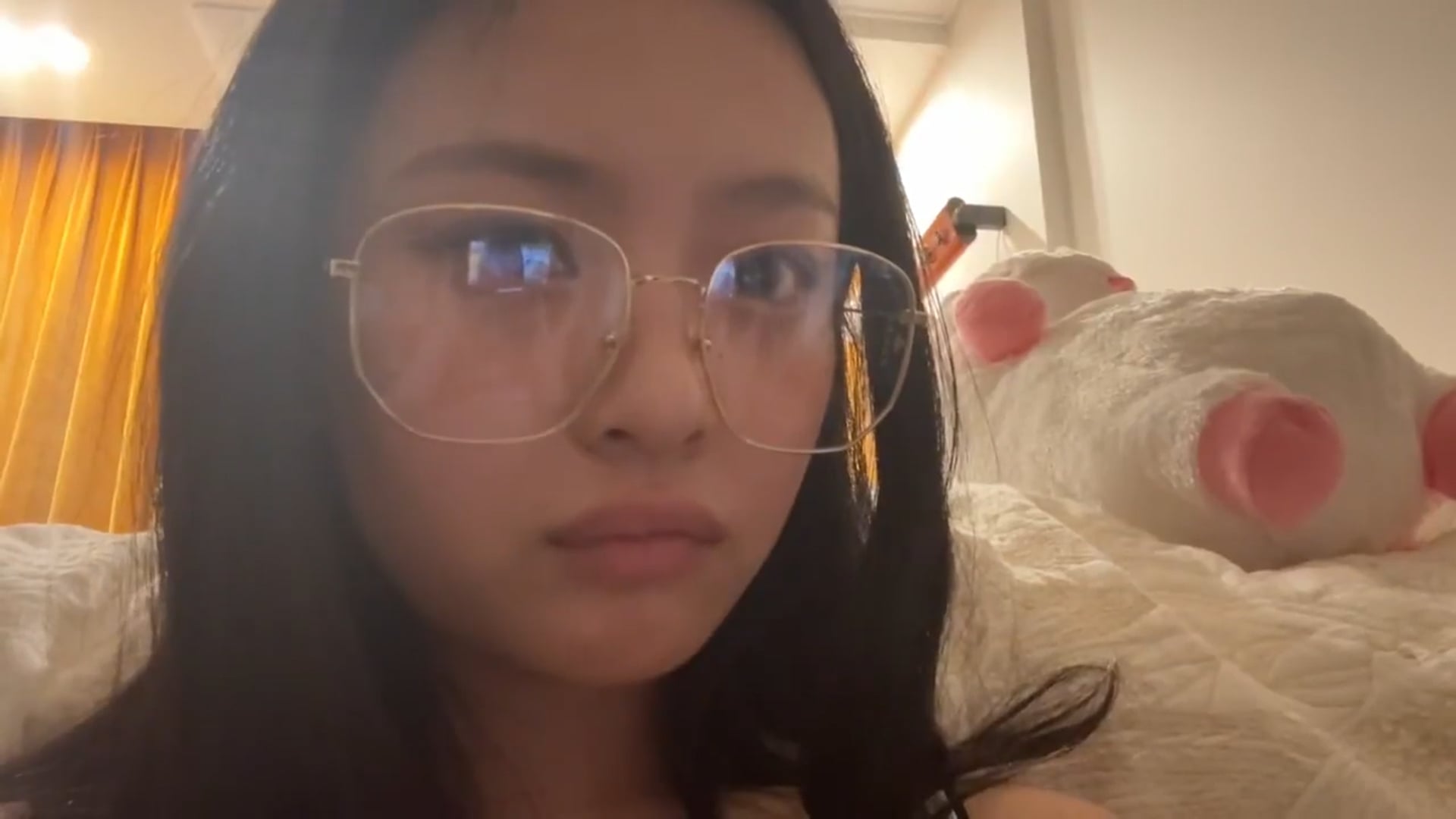 241022 하니 6