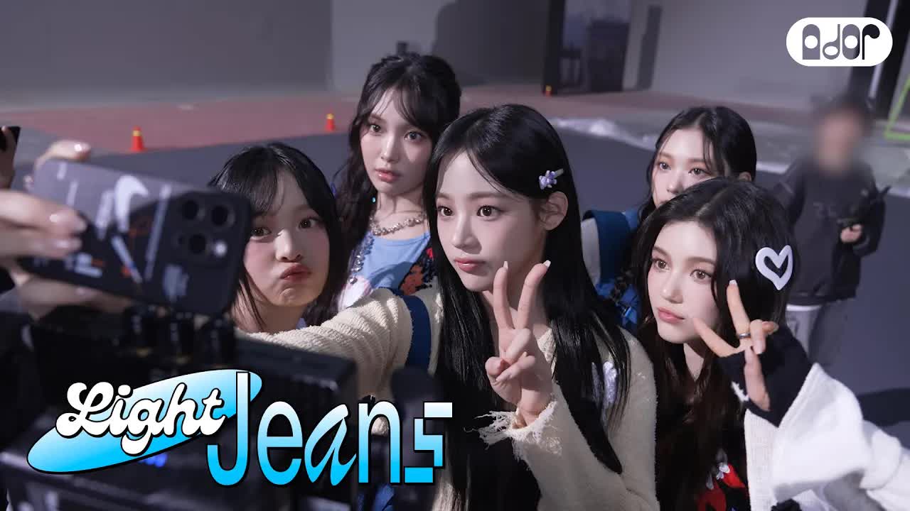 089 - [Light Jeans] Shinhan SOL Travel Check Card Campaign Behind 💳 ｜ NewJeans