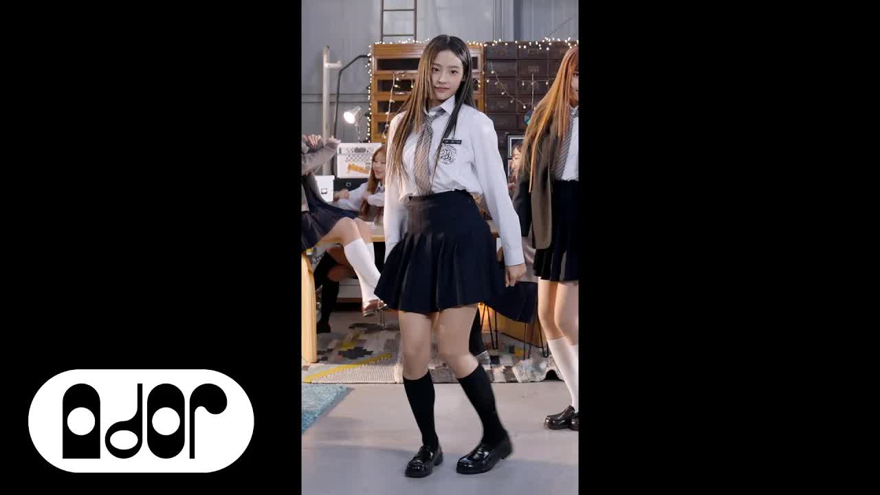 014 - NewJeans (뉴진스) 'Ditto' Performance Video (MINJI ver.)