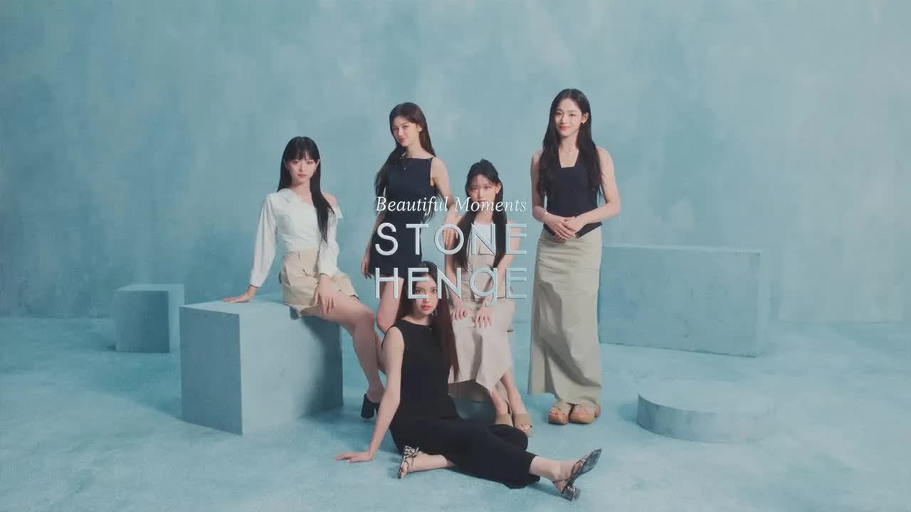 Ready to Autumn by NewJeans. Beautiful Moments with STONEHENgE.