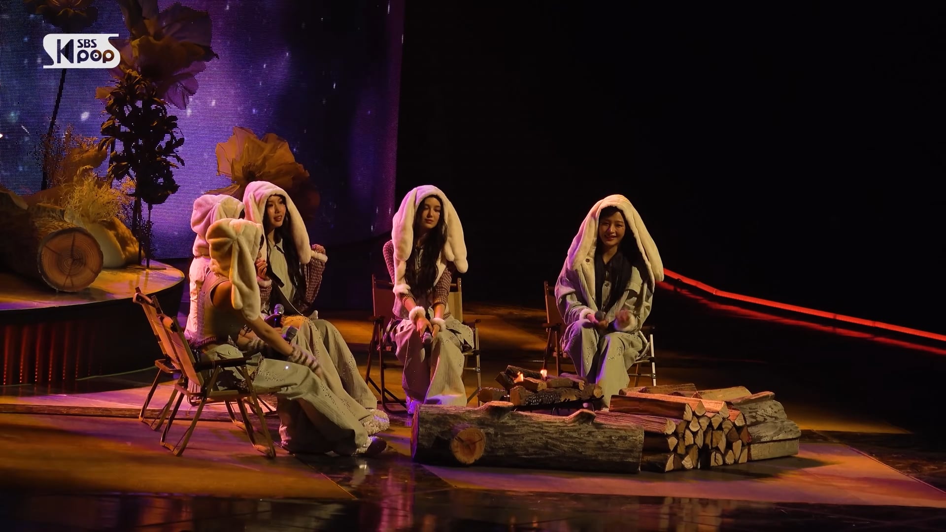 608 - [2024 가요대전 4K] 뉴진스 'Ditto (250 Remix) + Cookie + Hype Boy'(NewJeans FullCam)│@SBS Gayo Daejeon241225