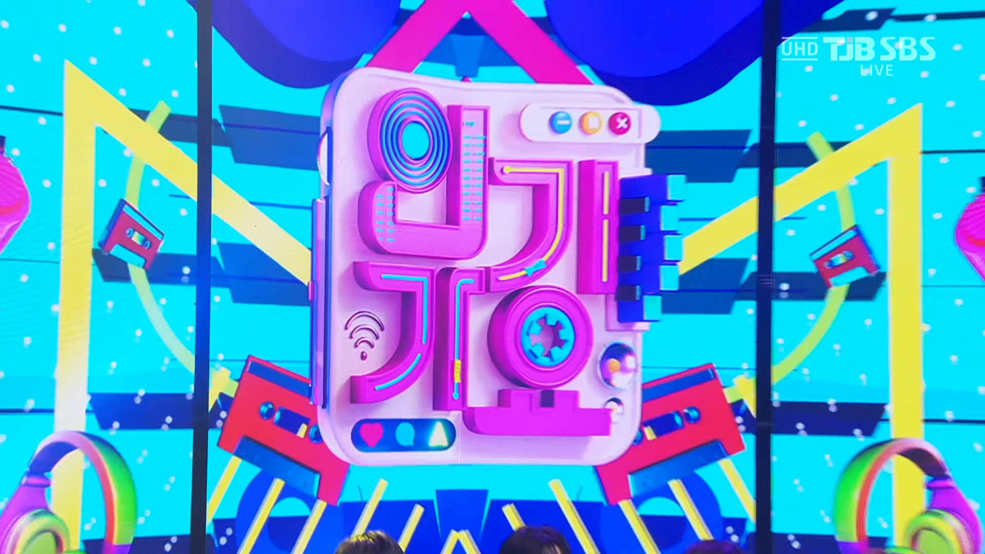 230716 UHD SBS 인기가요 NewJeans 엔딩 2160p