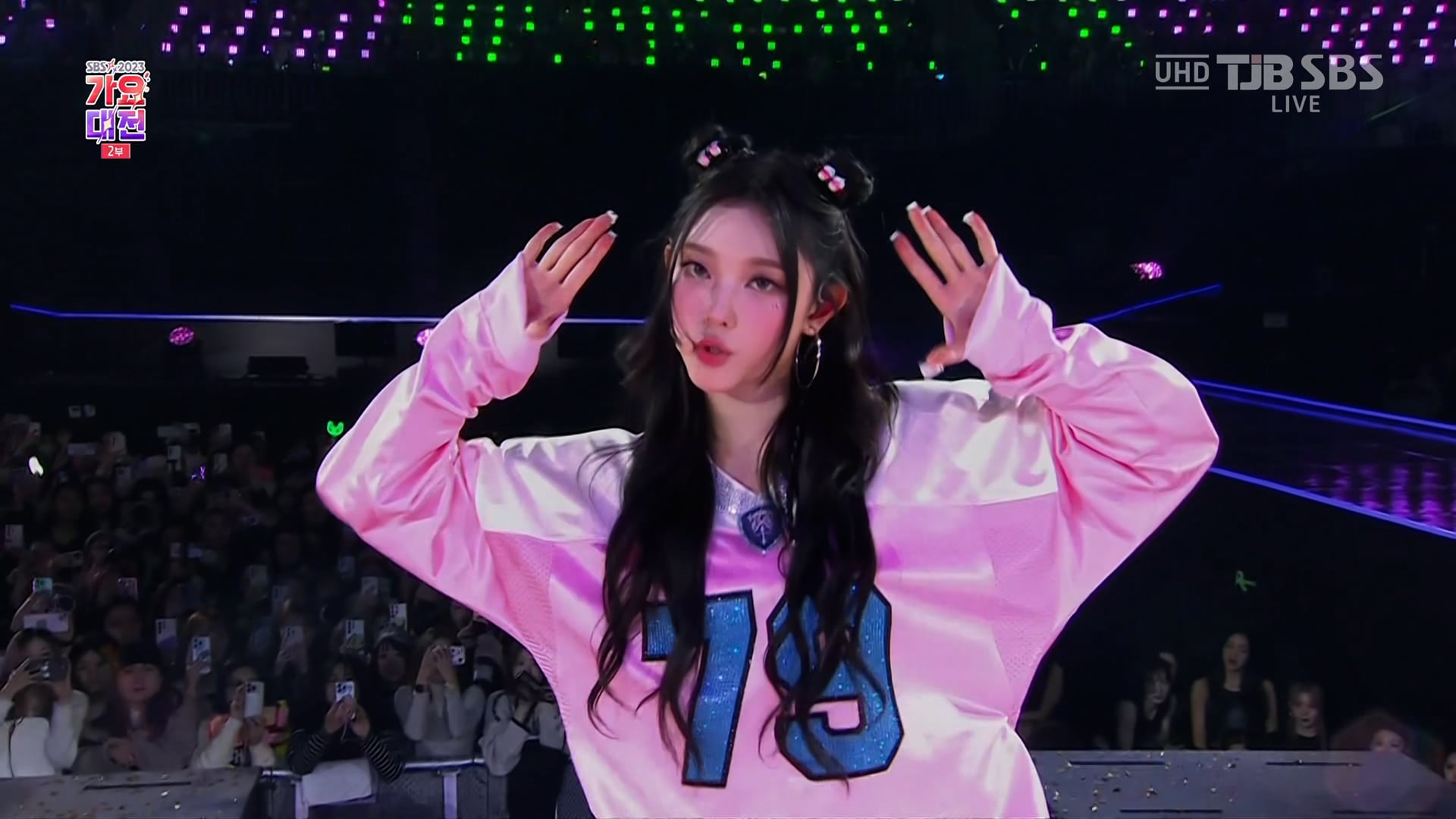 231225 UHD 2023 SBS 가요대전 - NewJeans NewJeansDittoOMG 2160p