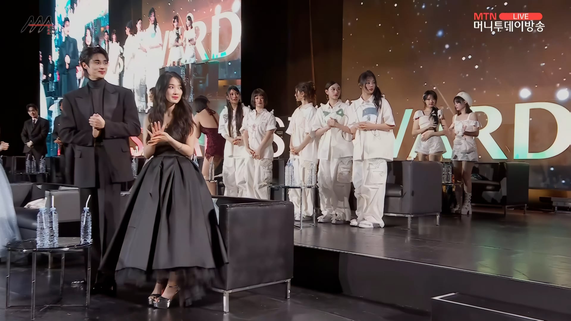 241227 MTN 2024 Asia Artist Awards NewJeans Bubble GumSupernaturalHow Sweet수상 CUT