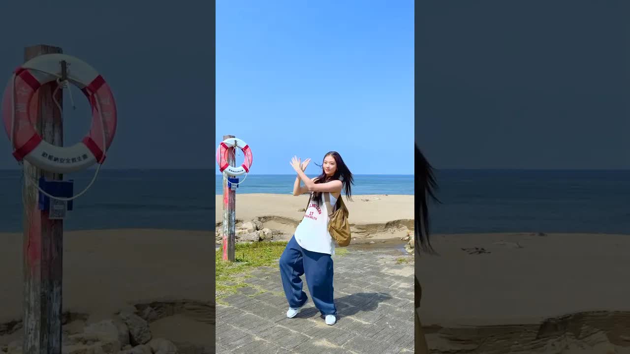 010 - HAERIN starts #HowSweet moves🍬 #NewJeans #뉴진스#NewJeans HowSweet #NewJeans is Everywhere