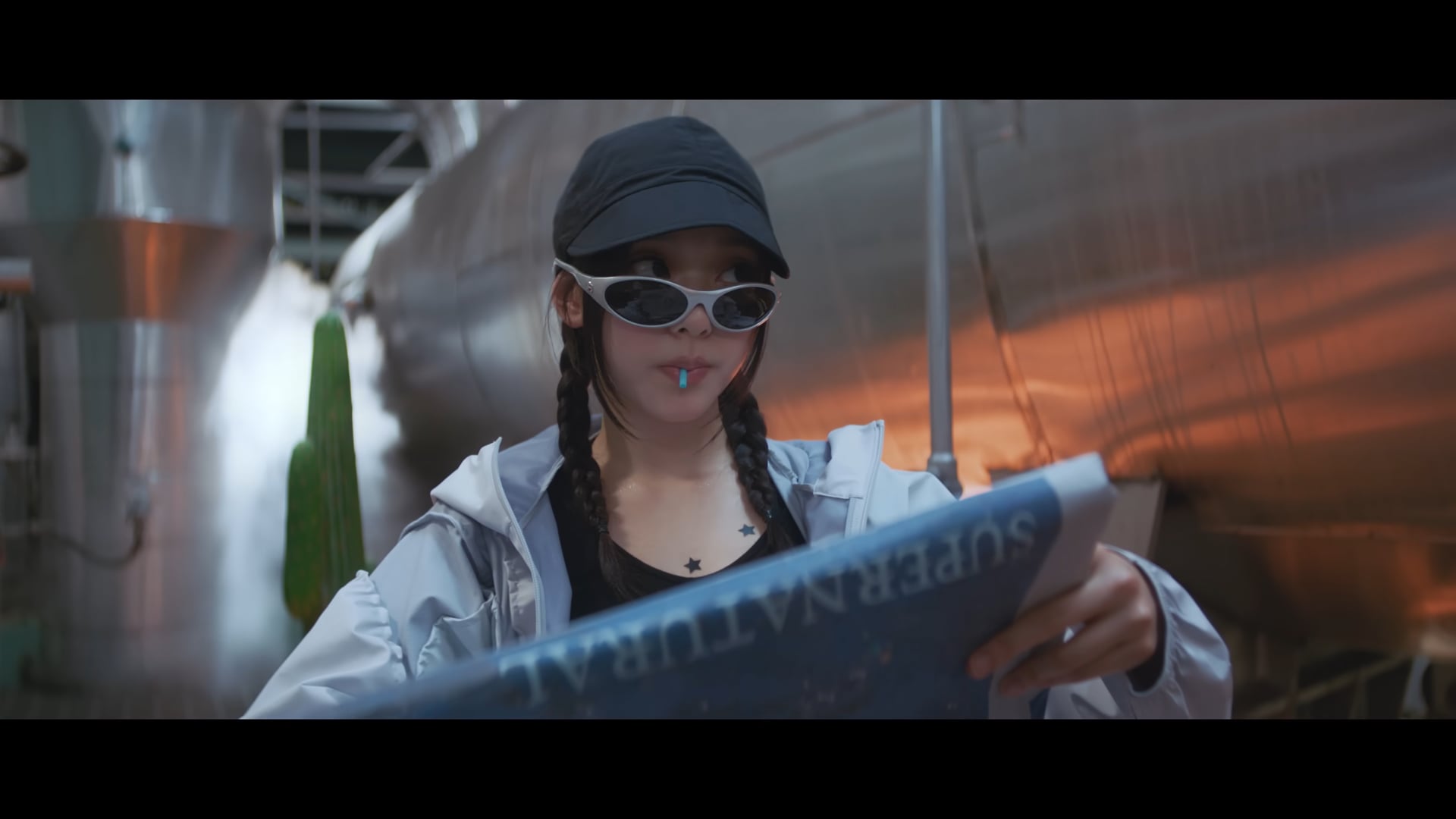 002 - NewJeans (뉴진스) 'Supernatural' Official MV Teaser 1