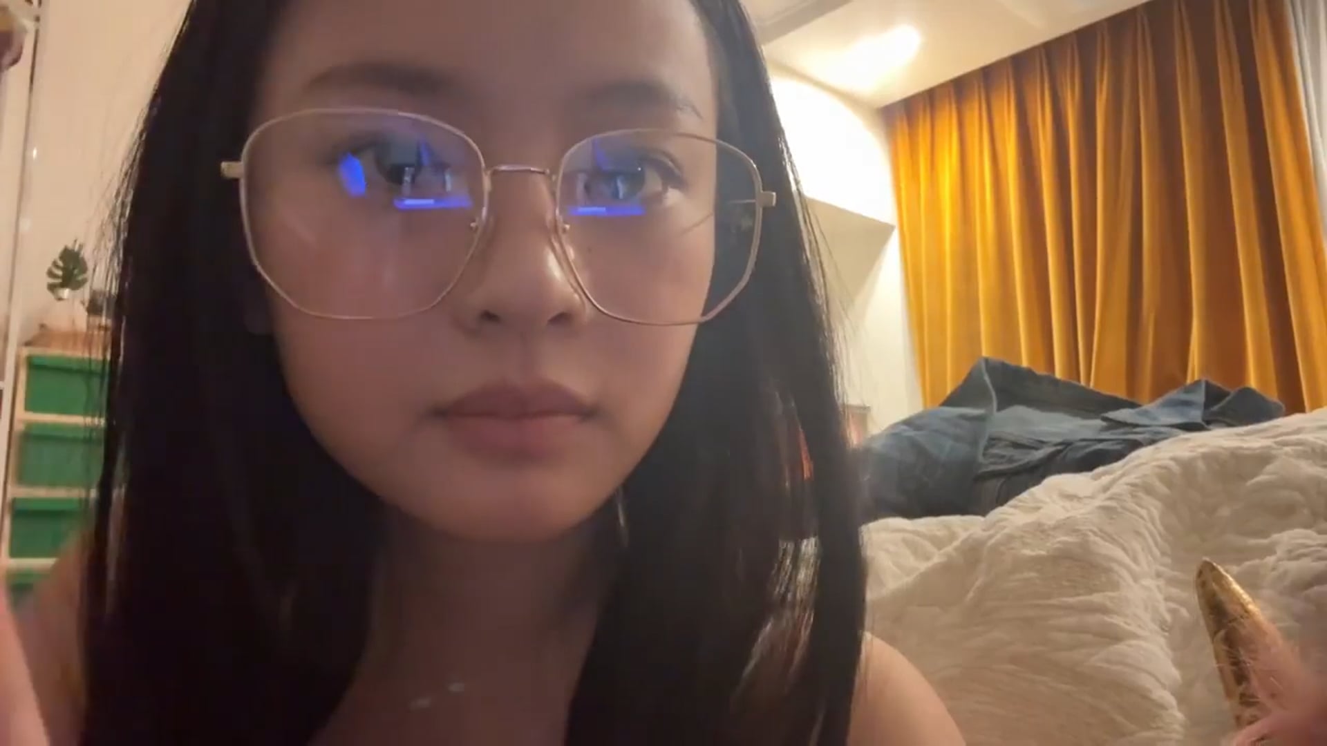 241022 하니 4